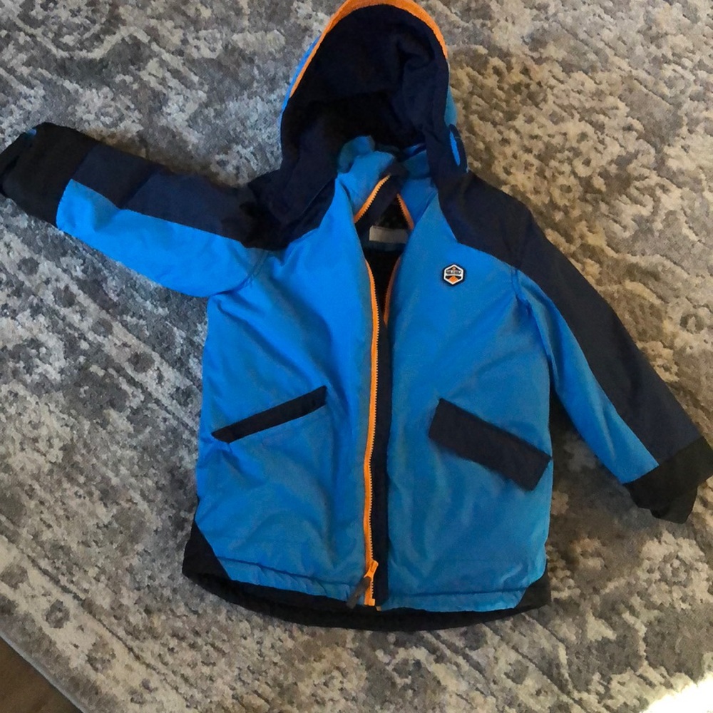 Ski/snowboard jacket like new